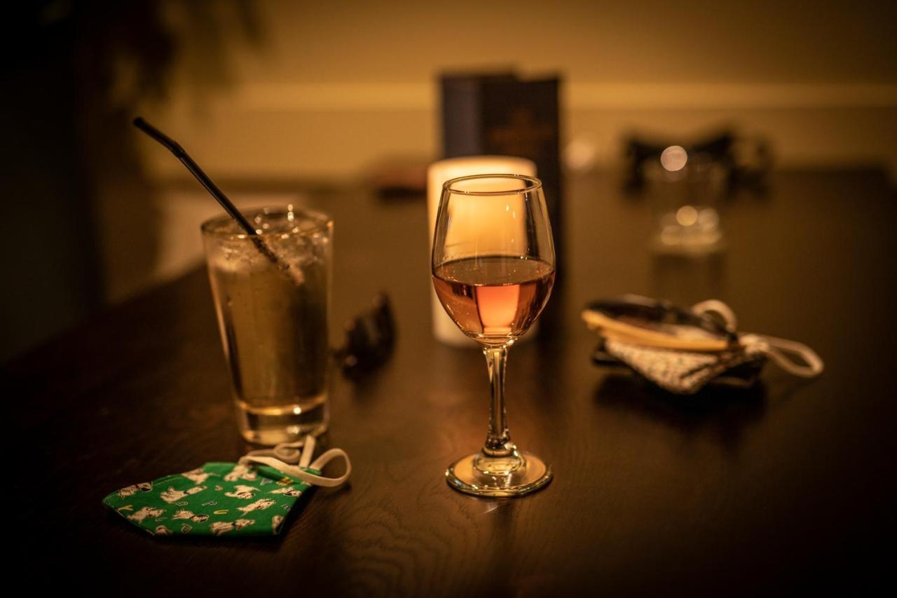 The Amberley Hotel 外观 照片