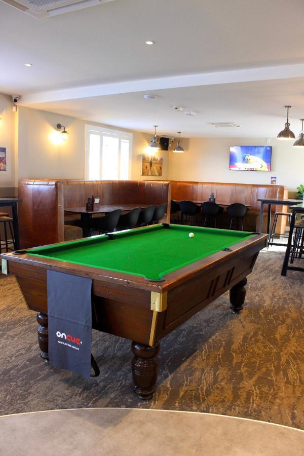 The Amberley Hotel 外观 照片